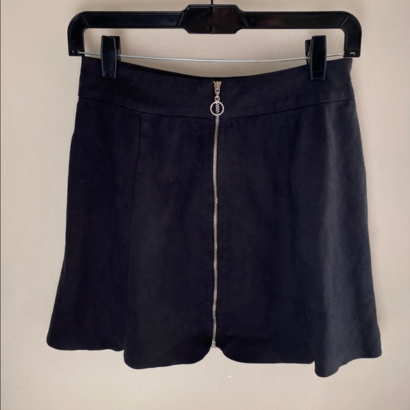 Nasty Gal WAYF Warwick Zip Up Suede Mini Skirt - Picture 5 of 6